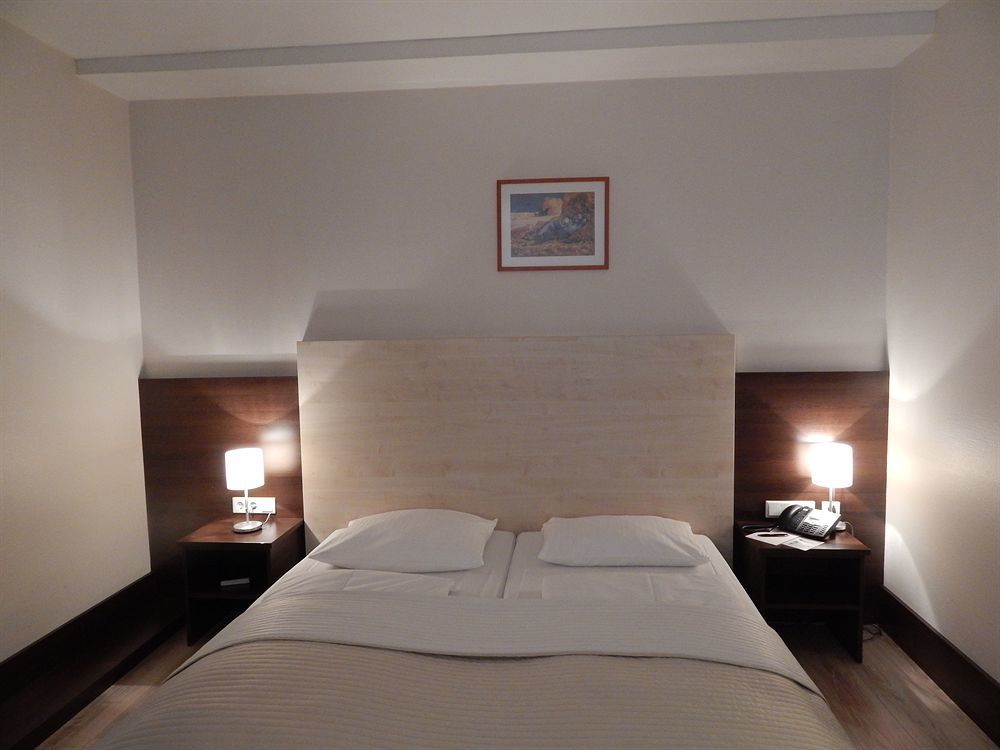 מינכן Hotel Astor מראה חיצוני תמונה